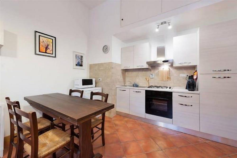 A Different Side of Florence