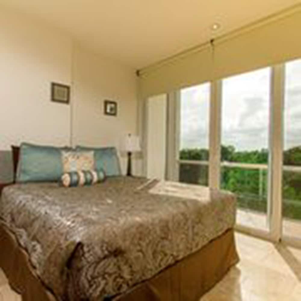 Luxury Ocean View Penthouse Riviera Maya