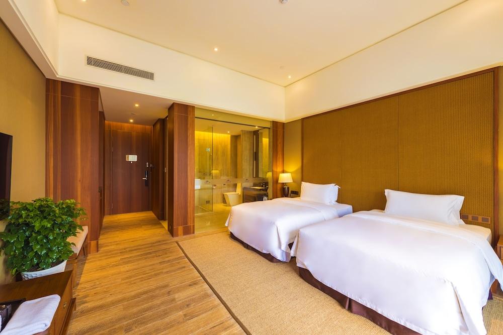 Nankun Shanju Hot Spring Resort