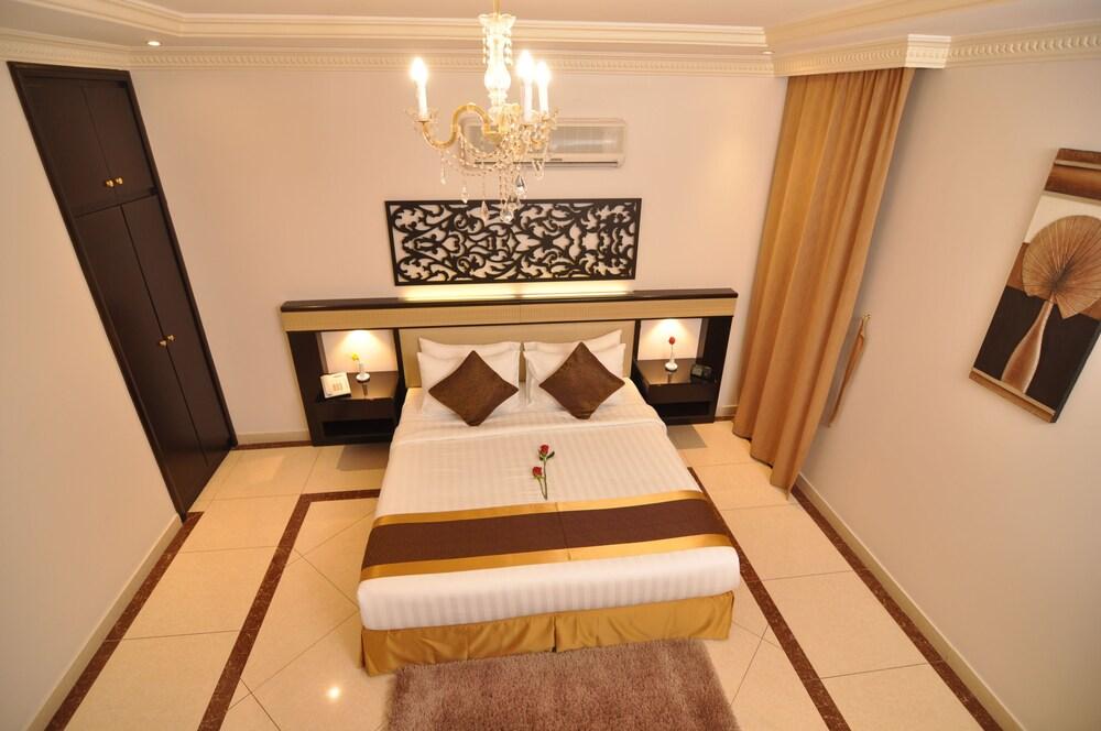 Nelover Hotel Al Rawdah