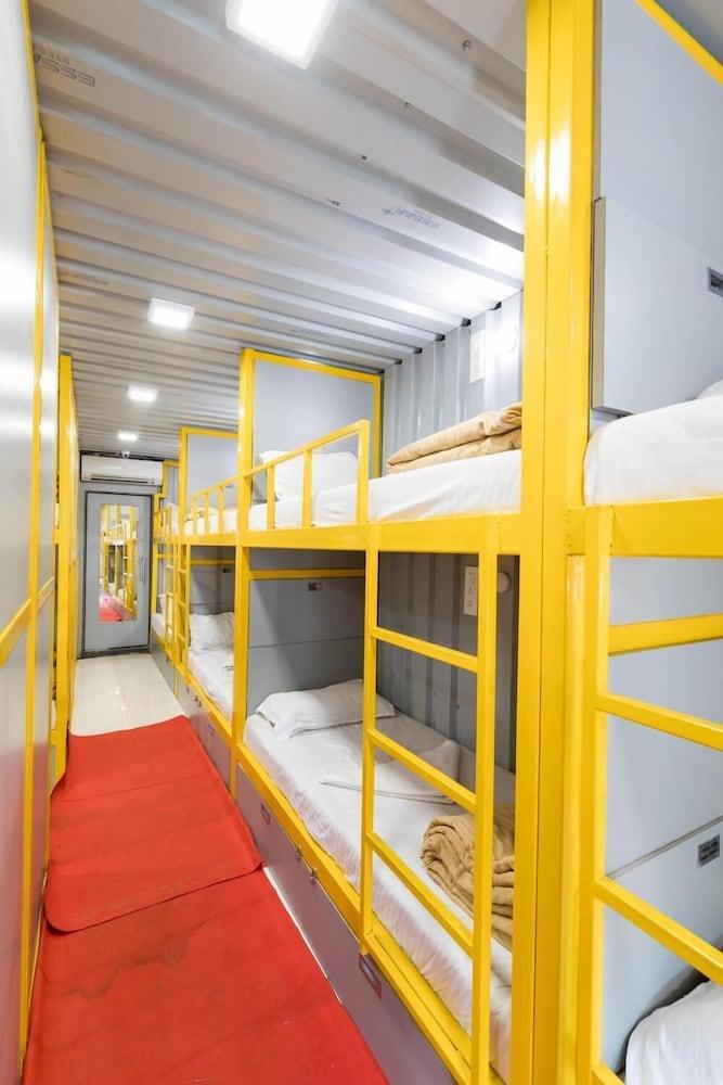 Mumbai Backpackers, Andheri MIDC