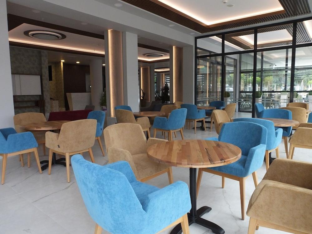 Riviera Zen Hotel Adult Only