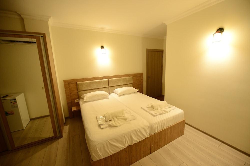 Hotel Aristocrat Batumi