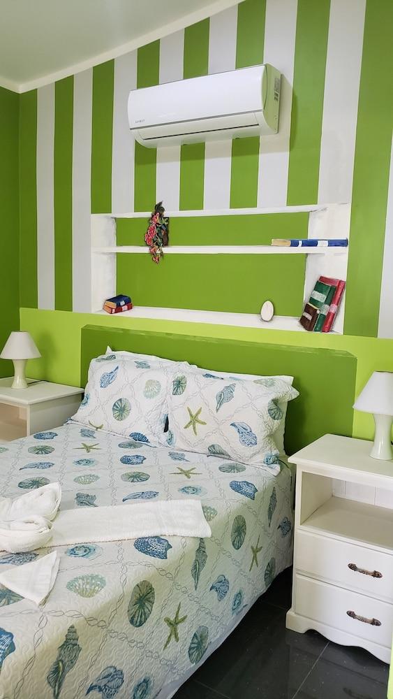 Boca Chica Bay Eco Lodge