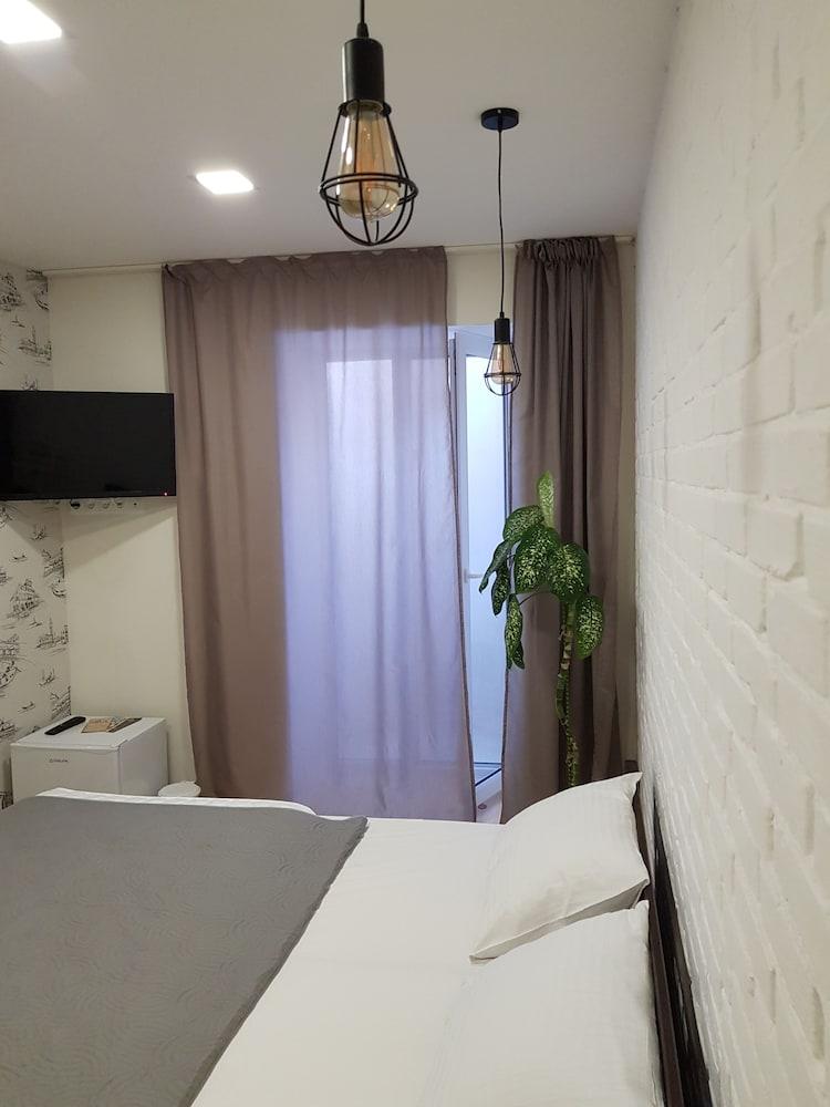 Hostel Uyutniy dvorik