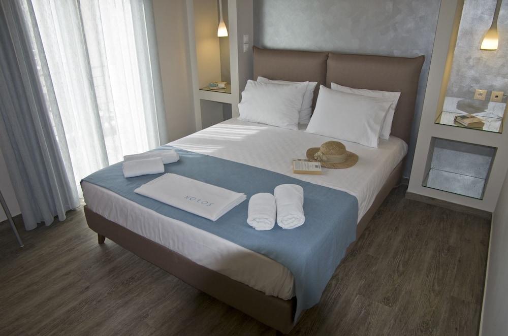 Notos Luxury Studios