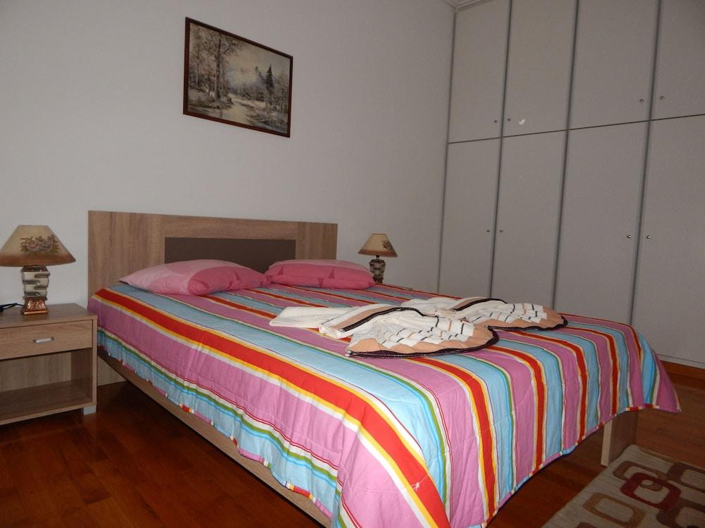 Tripoli Apartments & Rooms