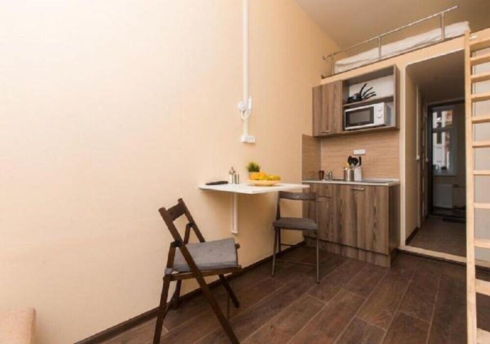 Residency on Bolshoy Kazachiy