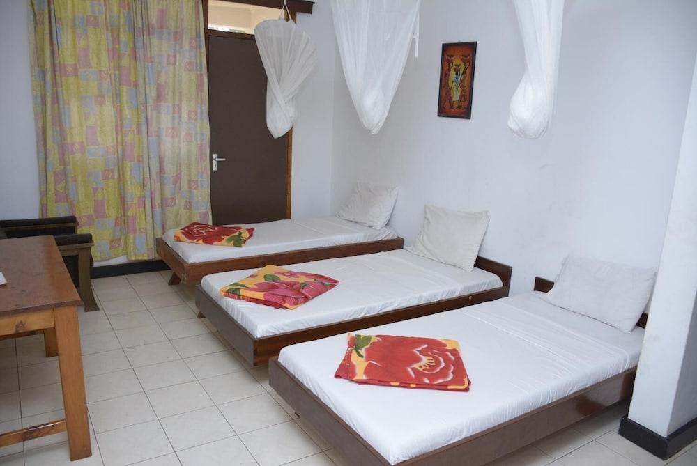 Keys Hotel Mbokomu Branch