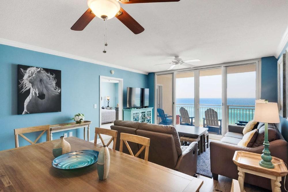 Emerald Beach 2 Bedroom Apartment