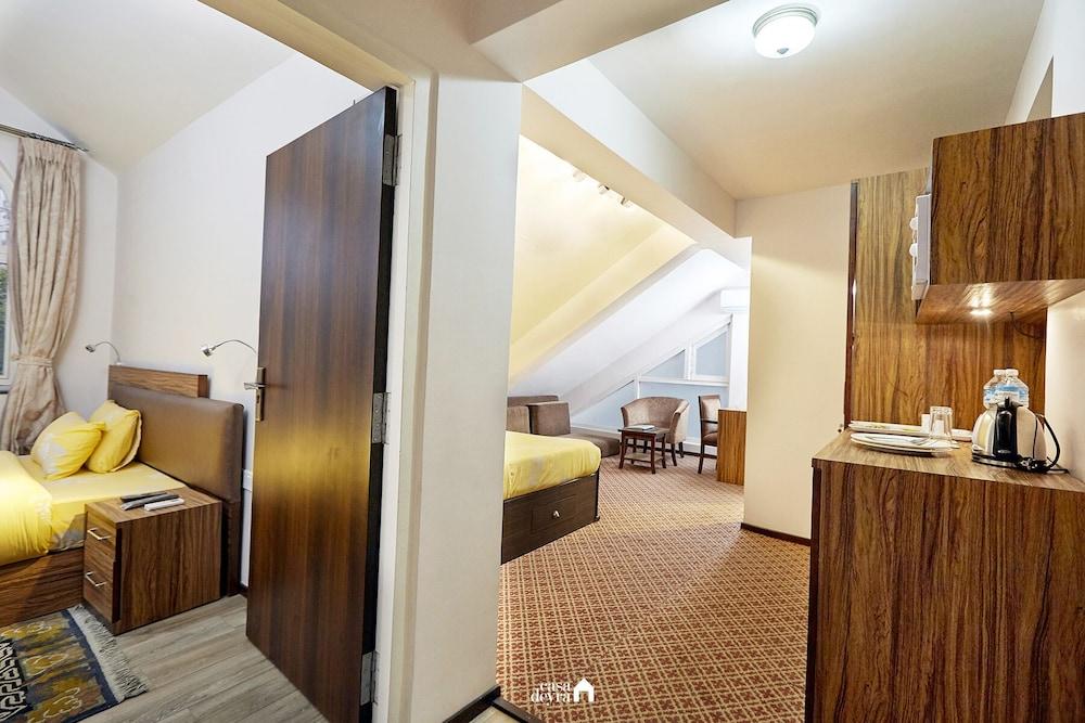 Rani Kunj by Casa Deyra