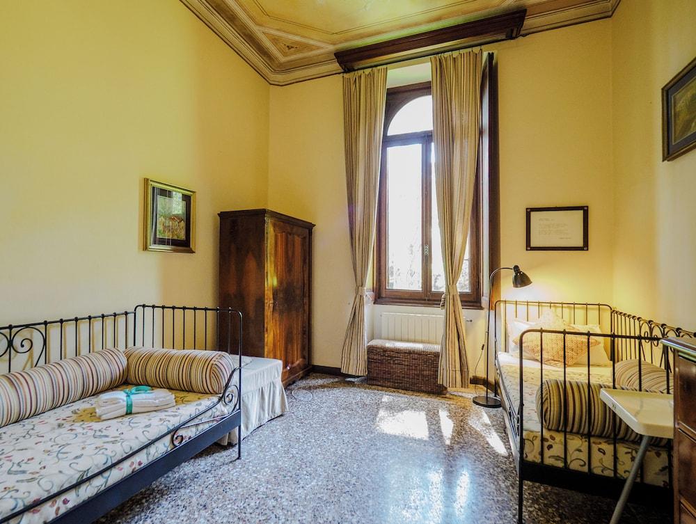 Villa Montale Historical Apartment I Limoni