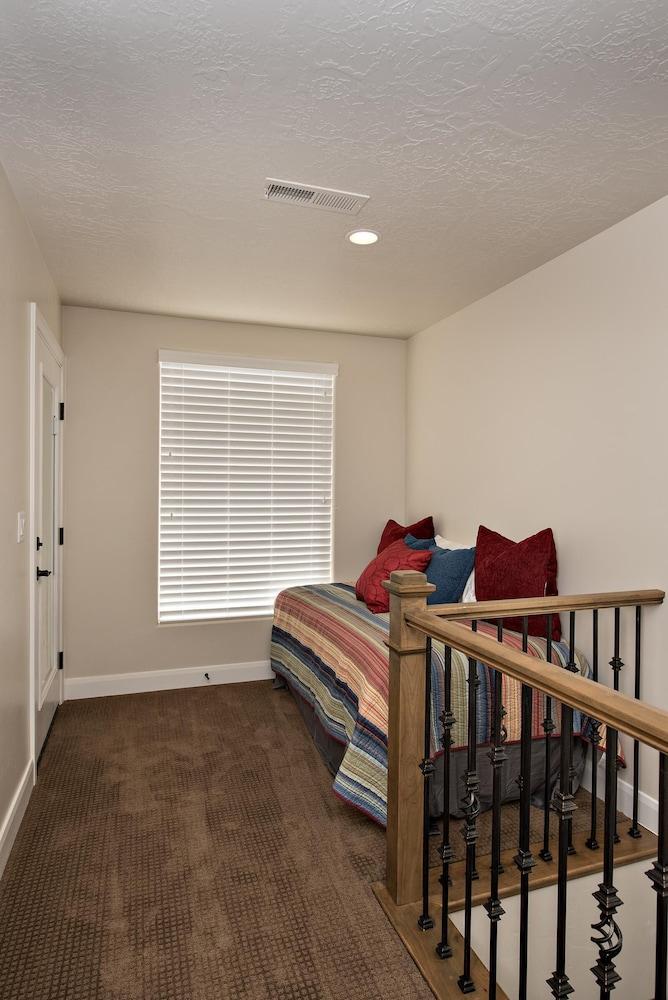 Lovell's Loft Villa 4