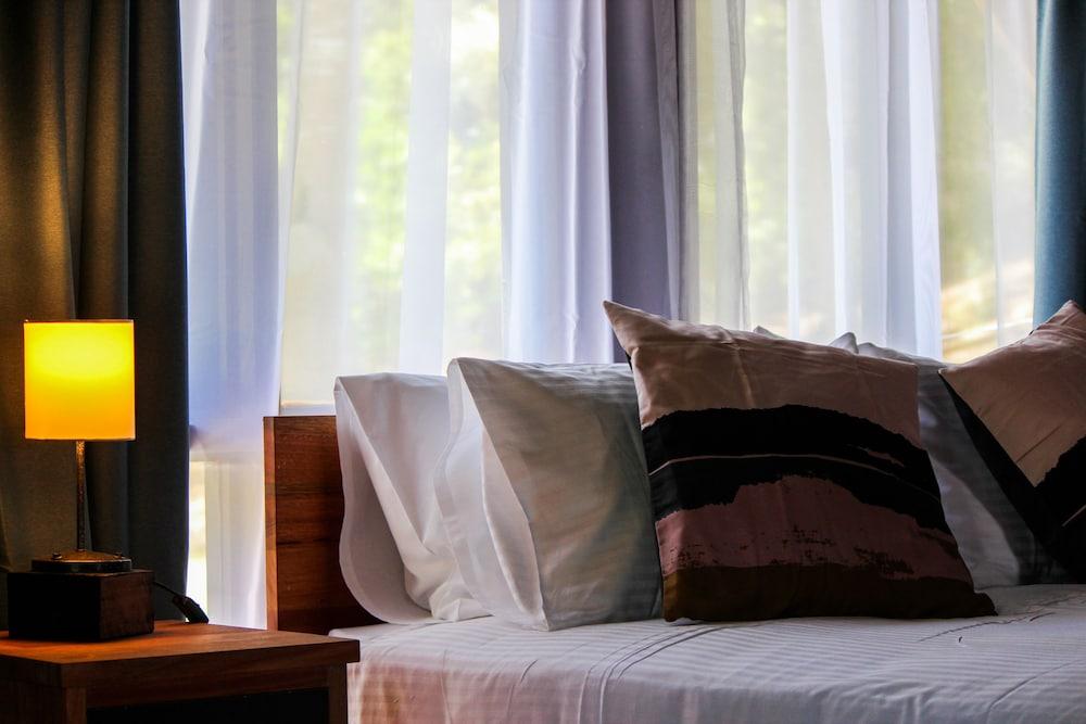 Emerald Star Cottages