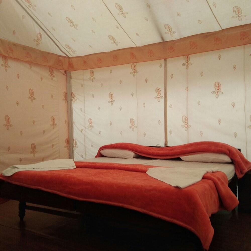 Hiriz Gorewali Resort