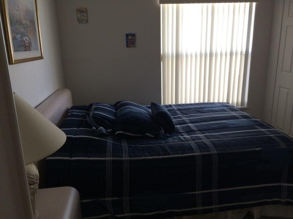 Ov3689 - Indian Point - 4 Bed 2 Baths Villa