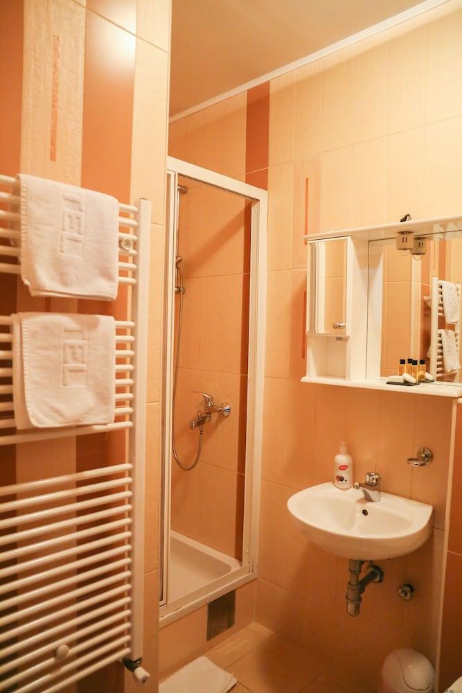 Guest House Vijecnica