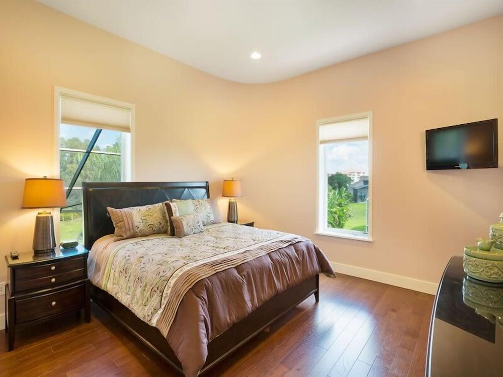 Ov3978 - Formosa Gardens - 7 Bed 7.5 Baths Villa