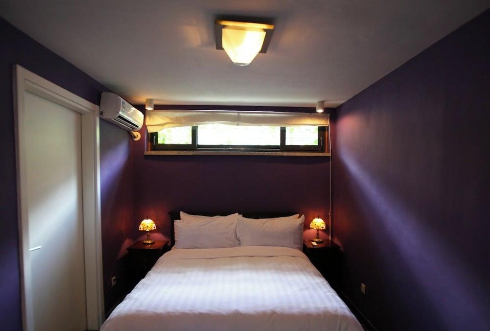 Brickyard Retreat at Mutianyu Great Wall