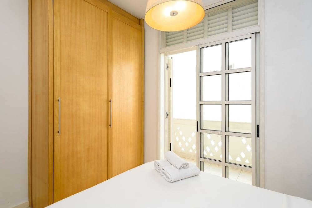 Omar do Rio - Apartamento SB808