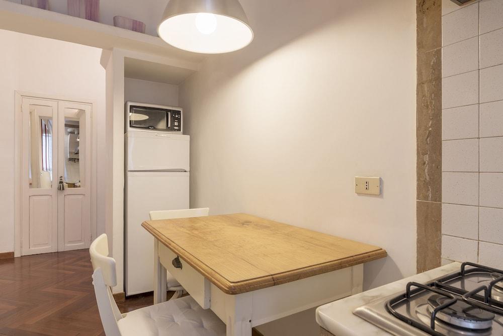 Trastevere Elegant Apartment