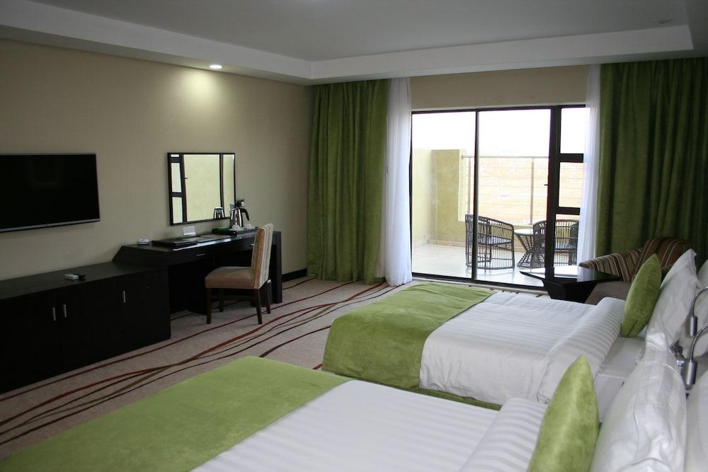 Crossroads Hotel Blantyre