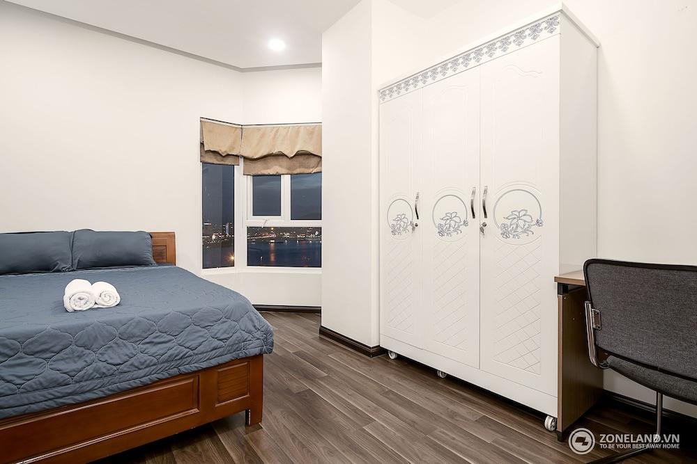 Zoneland Apartments - Monarchy Riverside