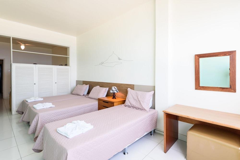 Omar do Rio - Apartamento A1203