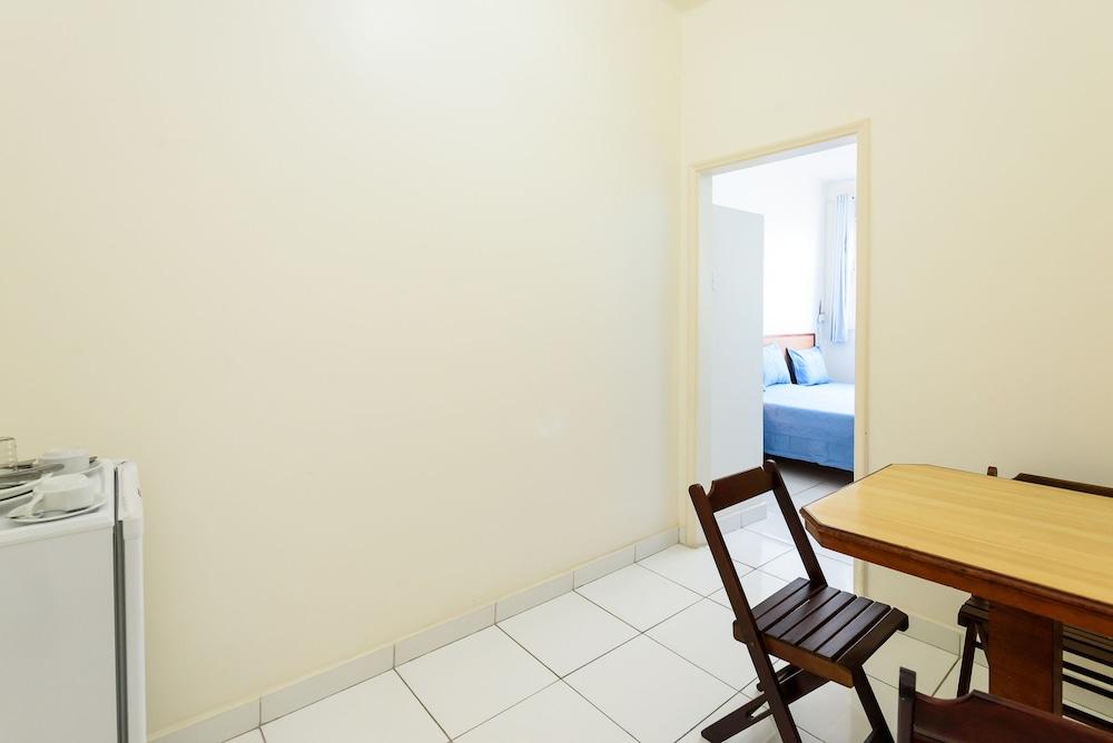 Apartamento A1206 - Omar do Rio