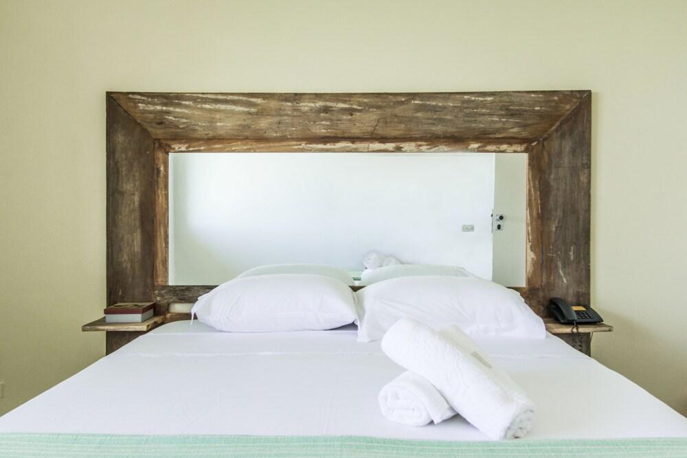 Omar do Rio - Apartamento V210