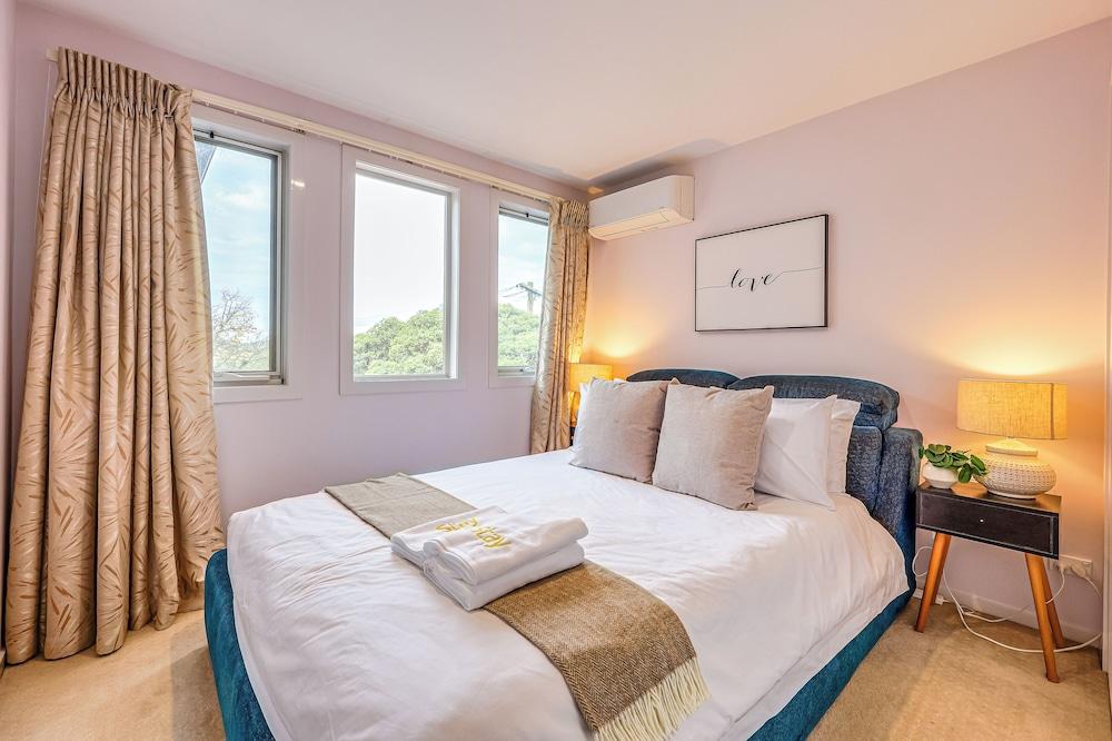 Melbourne Luxury Villa at Doncaster