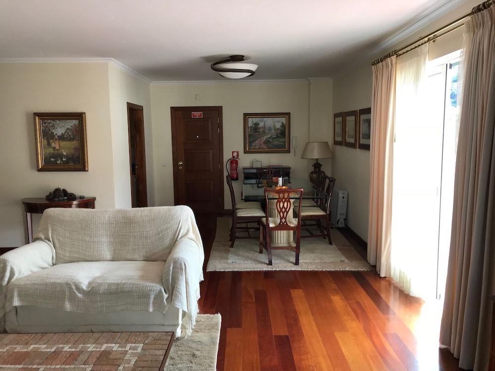 Penthouse Caniço de Baixo