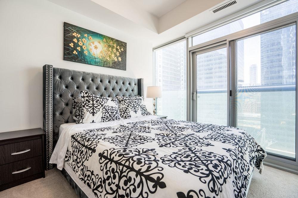 Aaira Suites at 65 Bremner Blvd