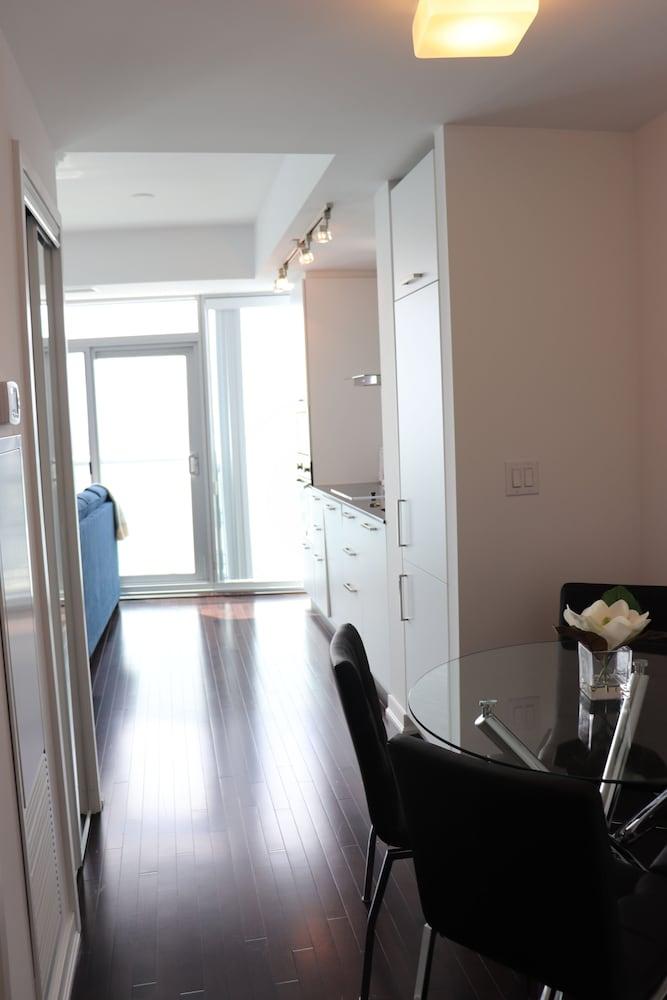 Aaira Suites at York St