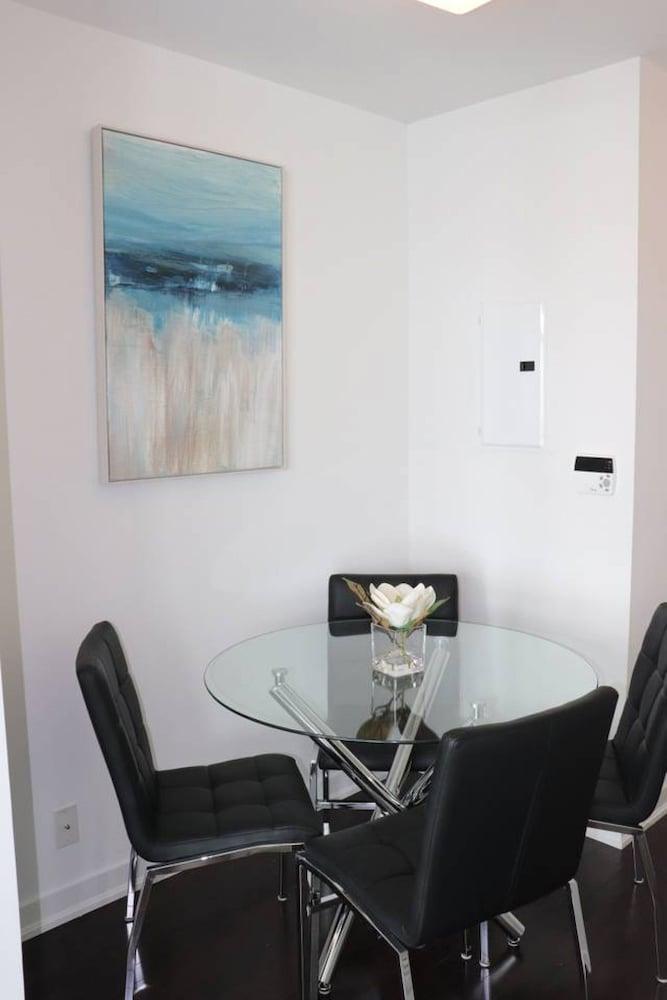 Aaira Suites CN Tower View