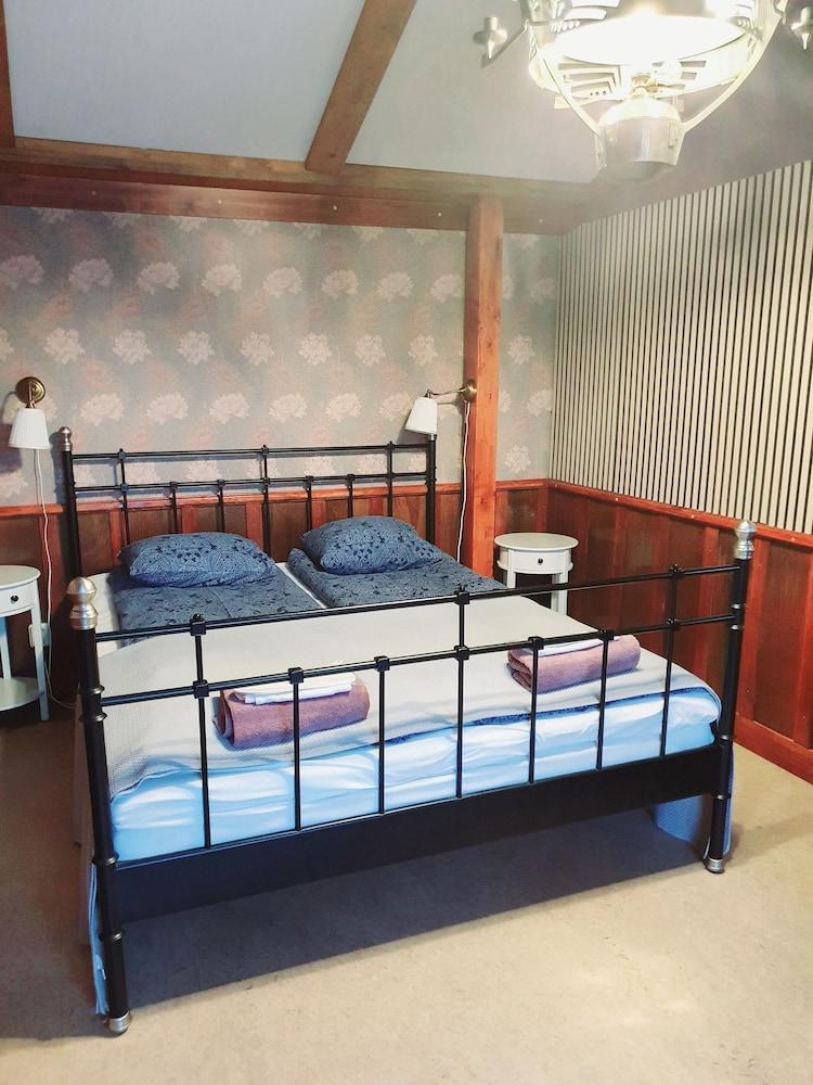 Nymans Bed & Breakfast