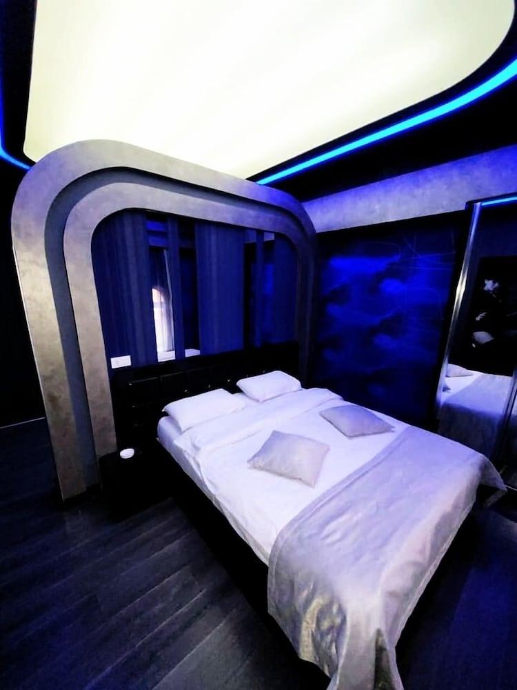 Hotel Roma Yerevan & Tours