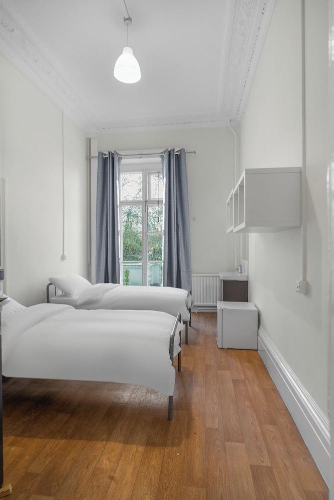 Holland House - Hostel