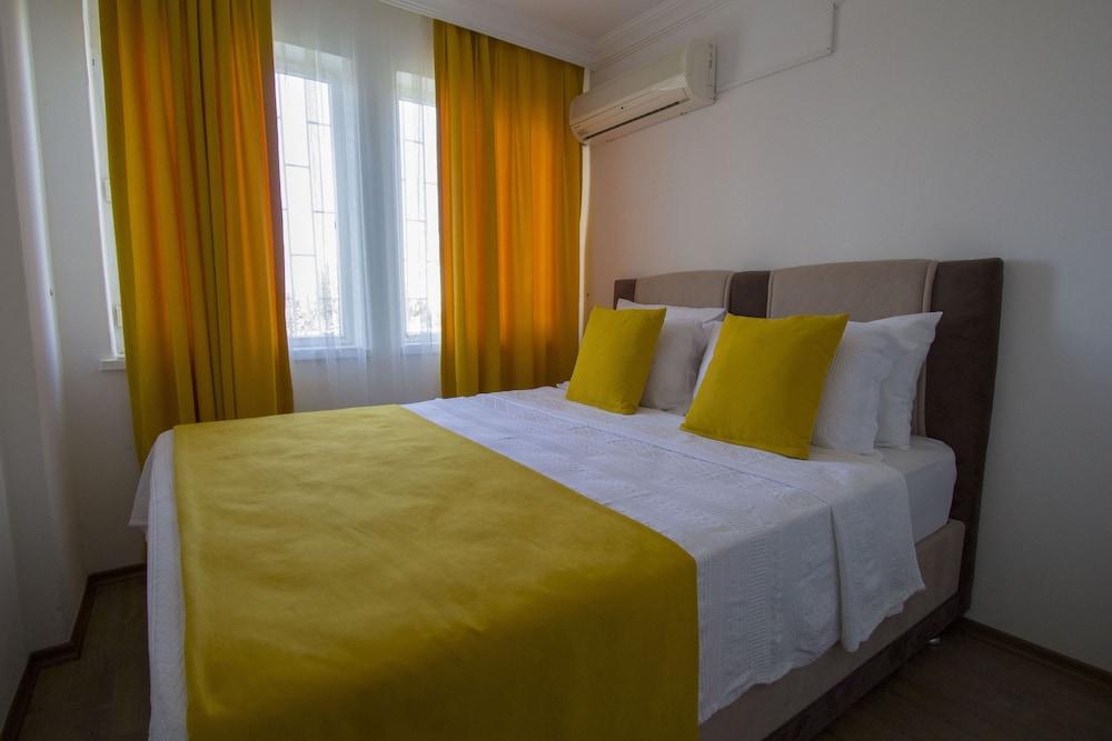 Infinity Denlis Villa