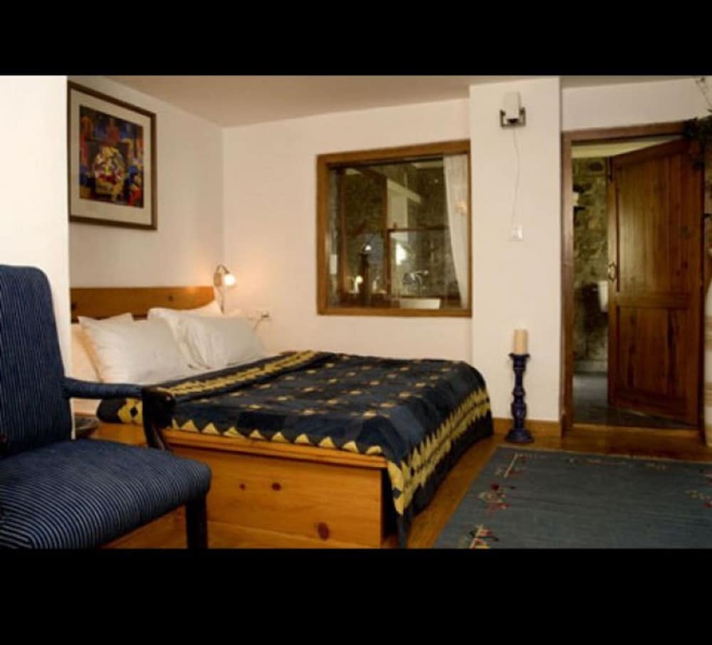 Bara Bungalow, Gethia - A Rosakue Collection