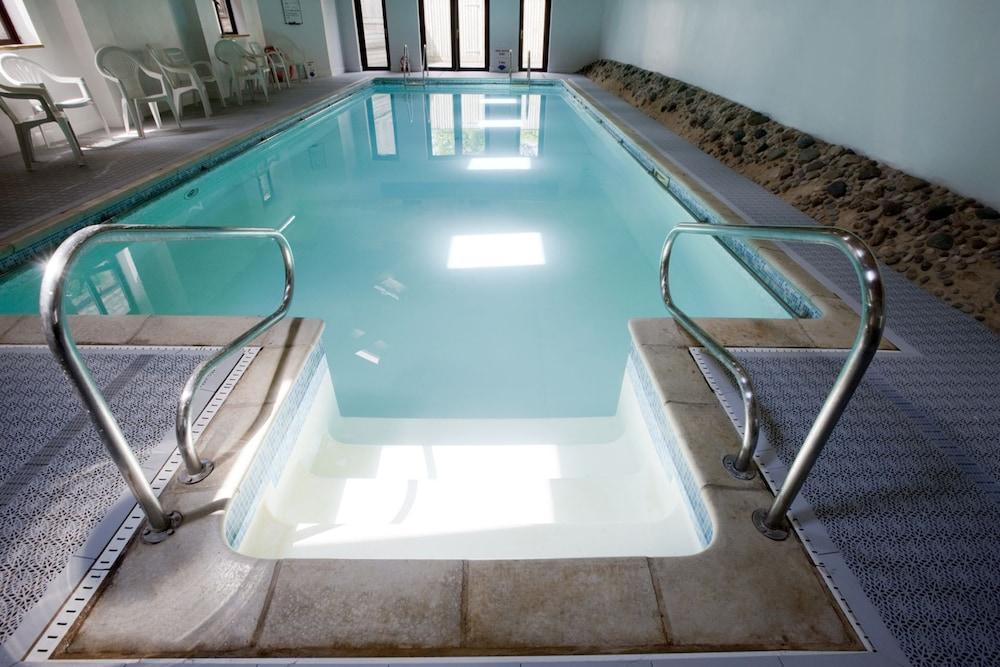 Overe - The Farm Camp