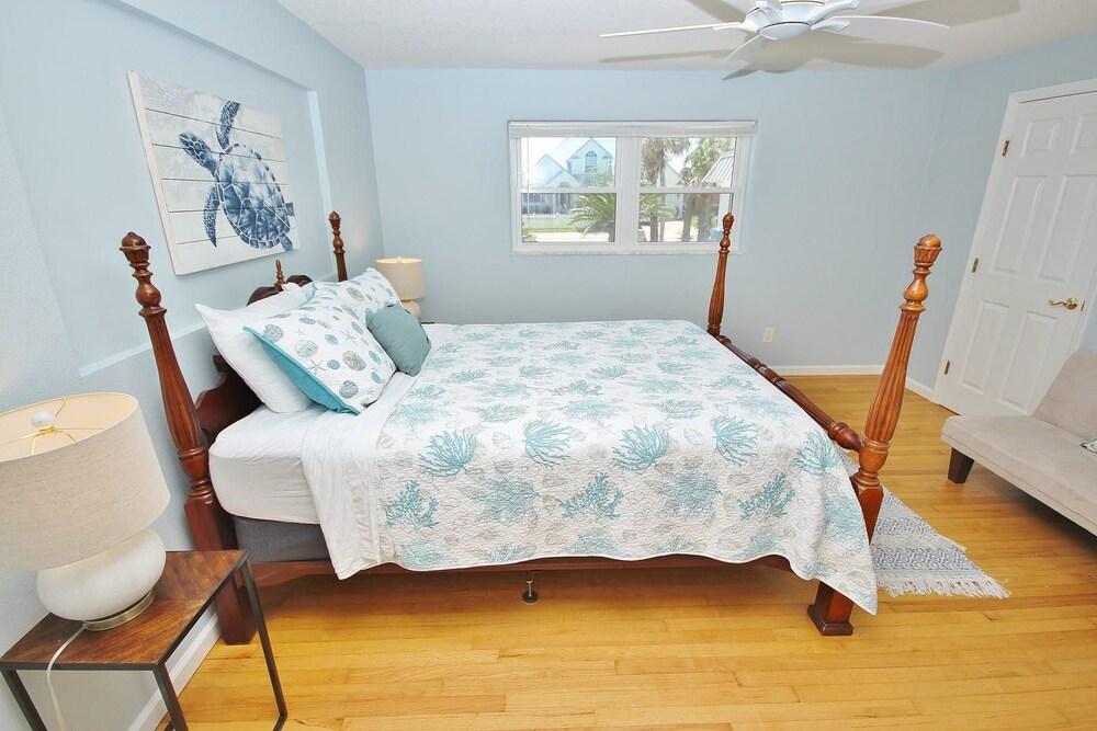 Beachside Vista II Apartment 4