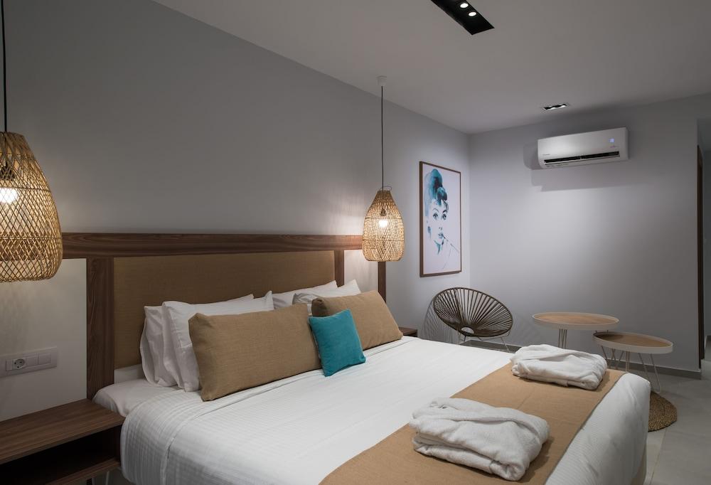 Paralos Lifestyle Beach