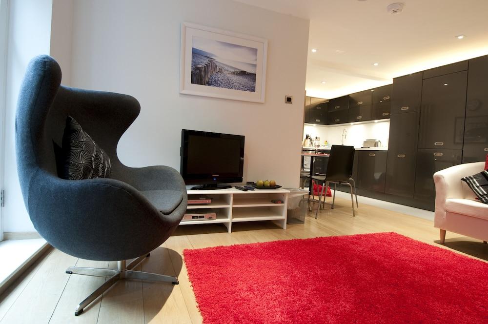 HomefromHolme St Peters Mews