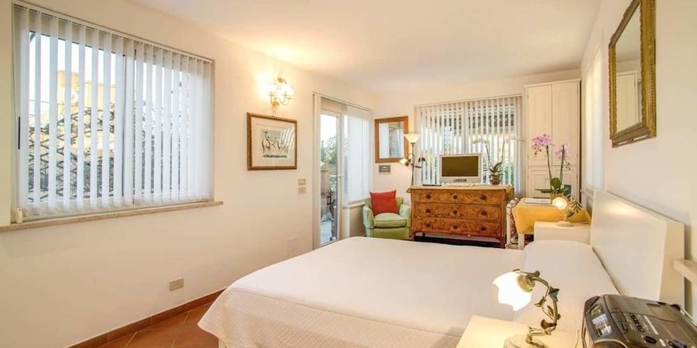 Exclusive Terrace Largo Argentina