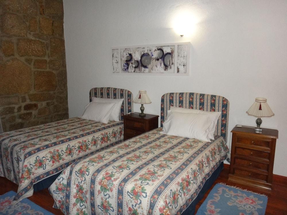 Casa do Abade - Solar de Goujoim