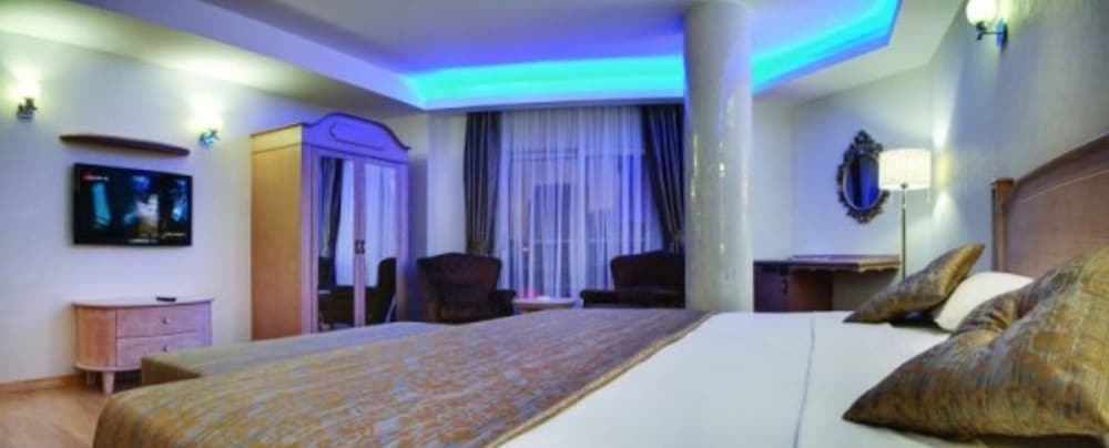 Blue City Boutique Hotel