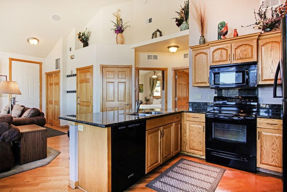 Beaver Mountain 20a 2 Bedroom Condo by Redawning