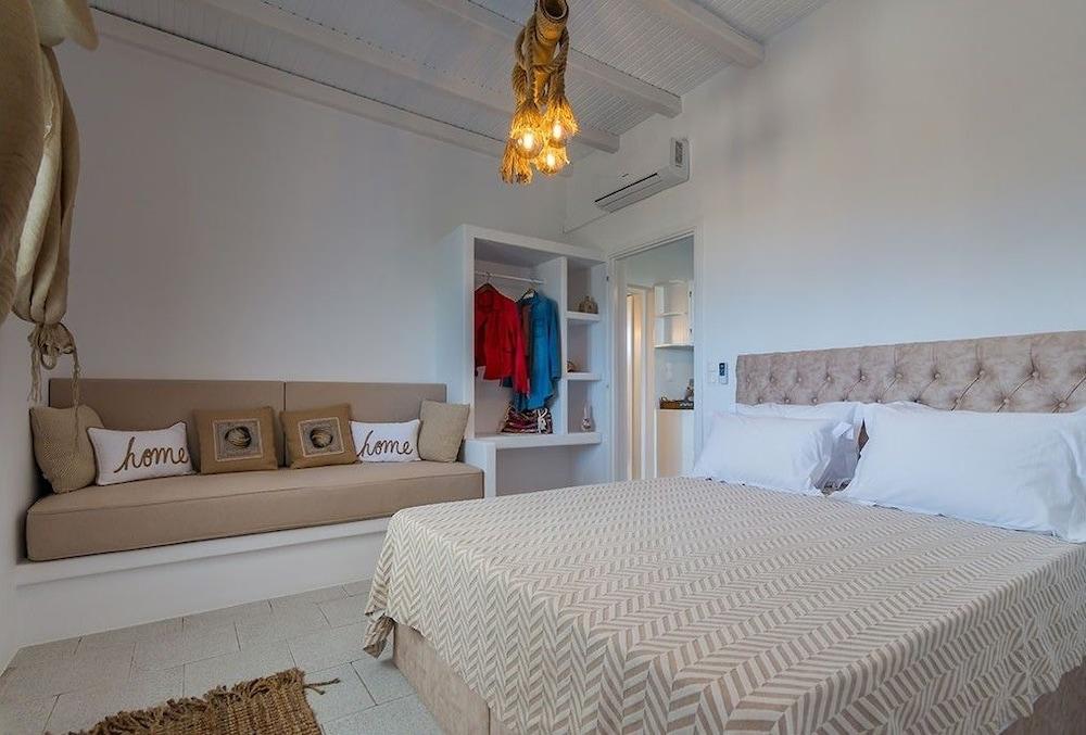 Mandrakia Totally Sea View House