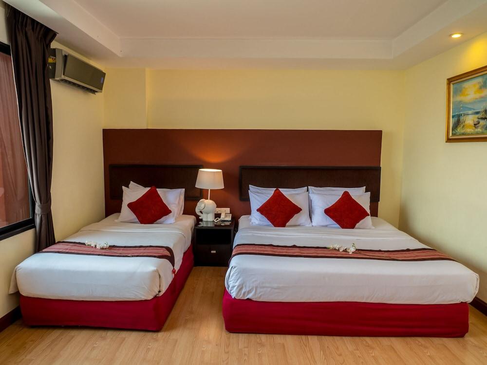 Atrium Boutique Hotel